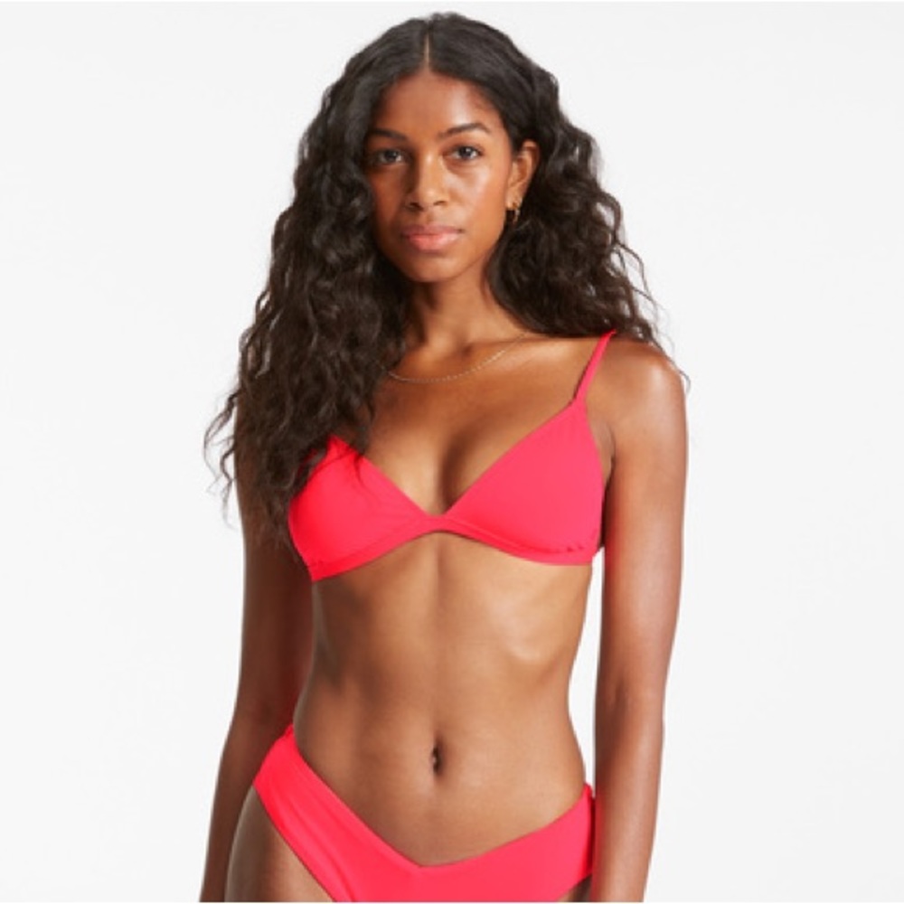 Billabong Sol Searcher Ceci Triangle Bikini Top in Coral Dream